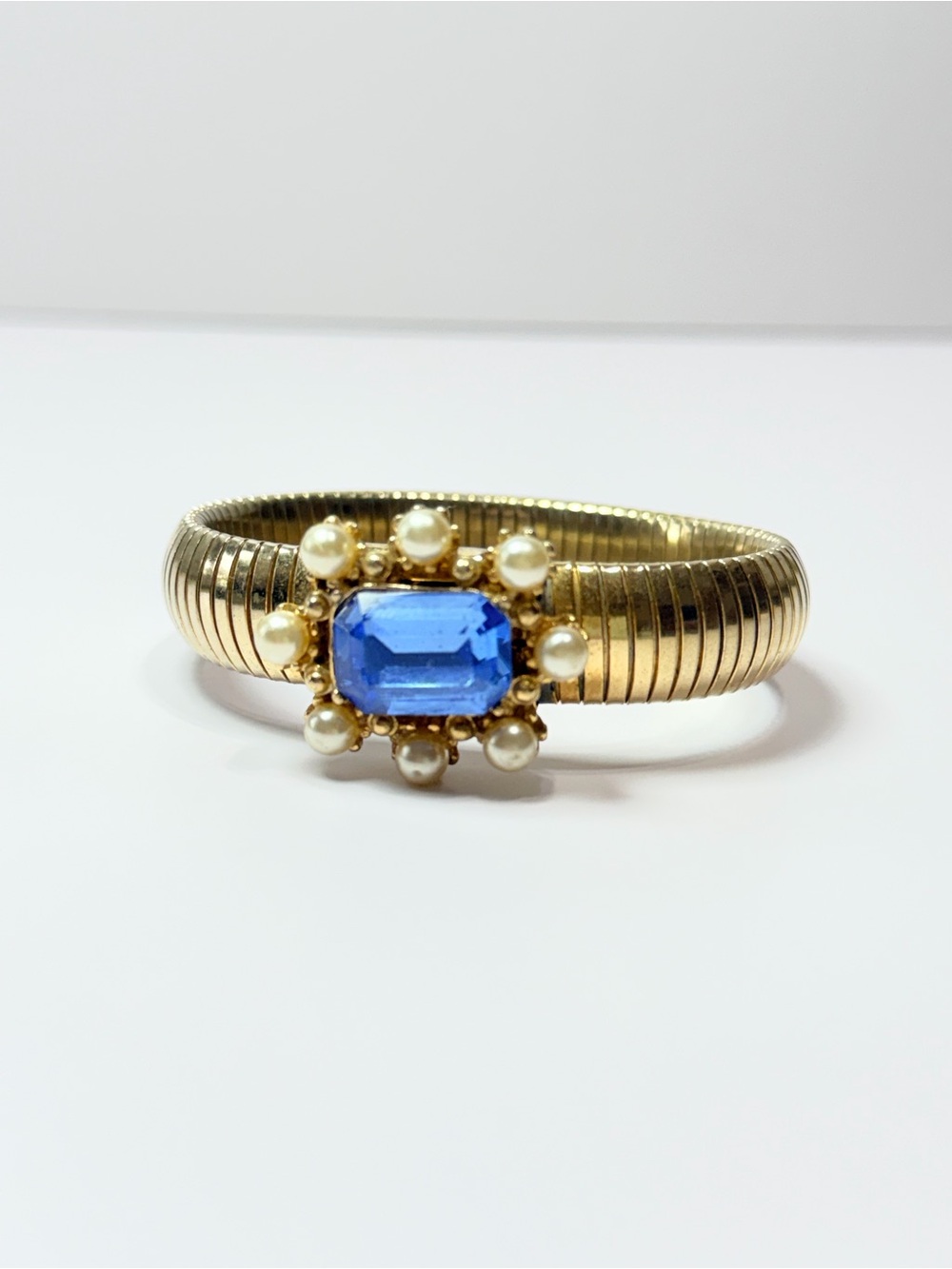 Vintage Gold Tone Stretch Bracelet Blue Crystal Faux Pearl Accent
